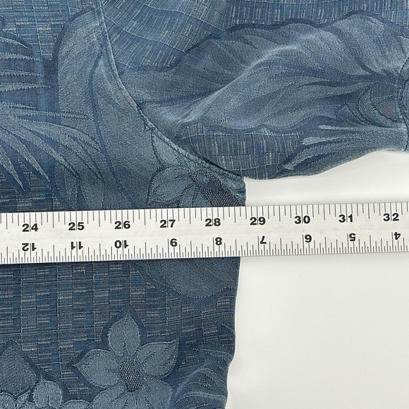 Tommy Bahama 100% Silk Shirt Mens 2XT Blue Short Sleeve Floral Hawaiian Tropical - Picture 9 of 10